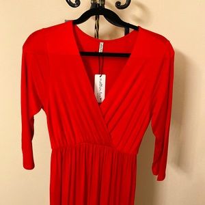 MATERNITY dress Mother Bee Maternity size medium red nwt maxi dress.